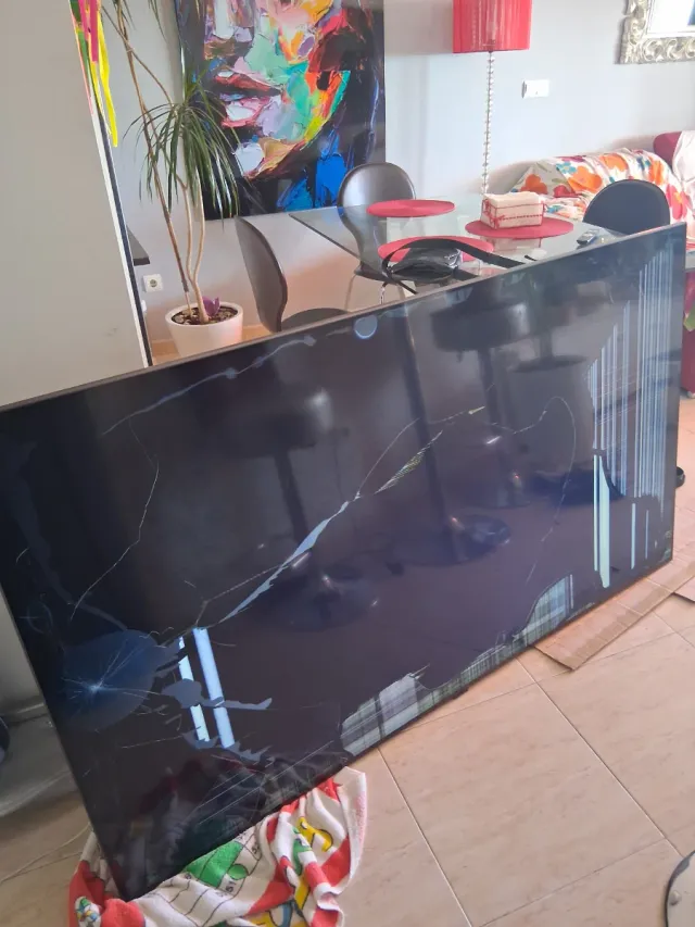 Televisor Samsung Gigante