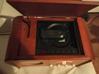 Radio CD Antiguo Vintage