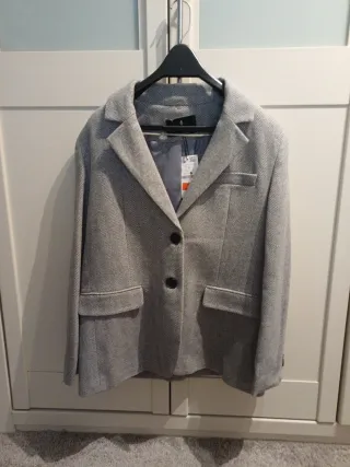 Chaqueta gris mujer
