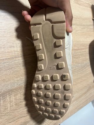 Zapatillas Nike Beige y Rosa