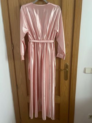 Vestido largo satén rosa