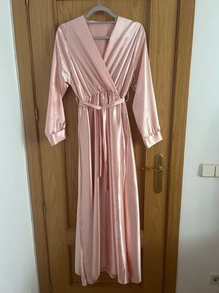 Vestido largo satén rosa
