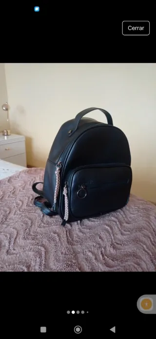 Mochila negra mujer