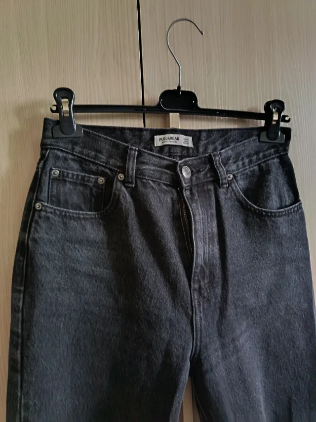 Jeans Mom Pull&Bear neri