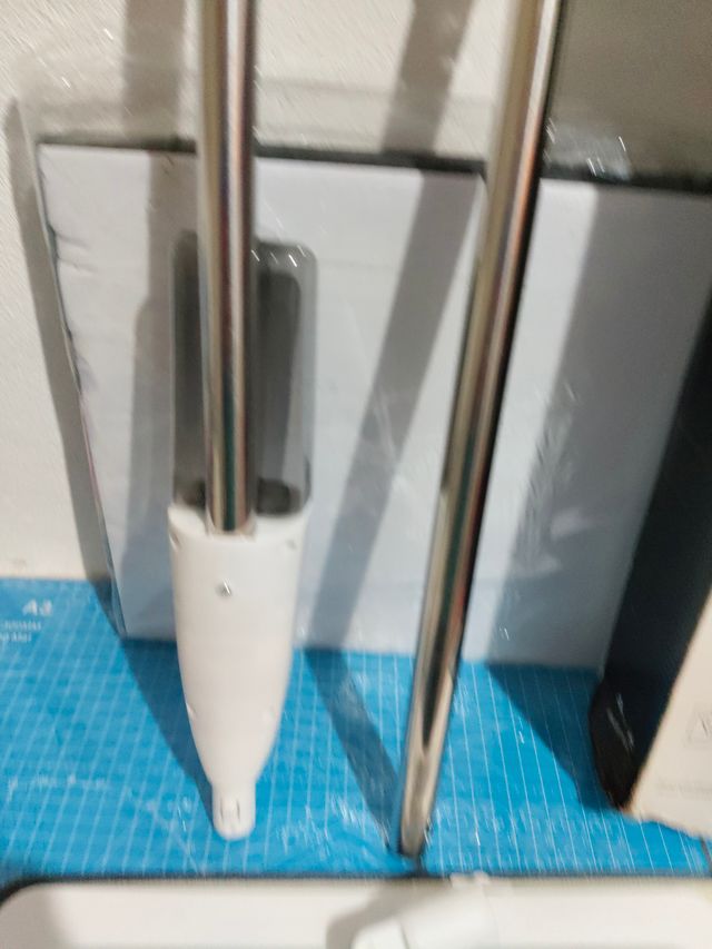 Mopa con pulverizador de agua