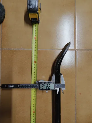 Barra de uñas Bellota 22x1000 casi nueva