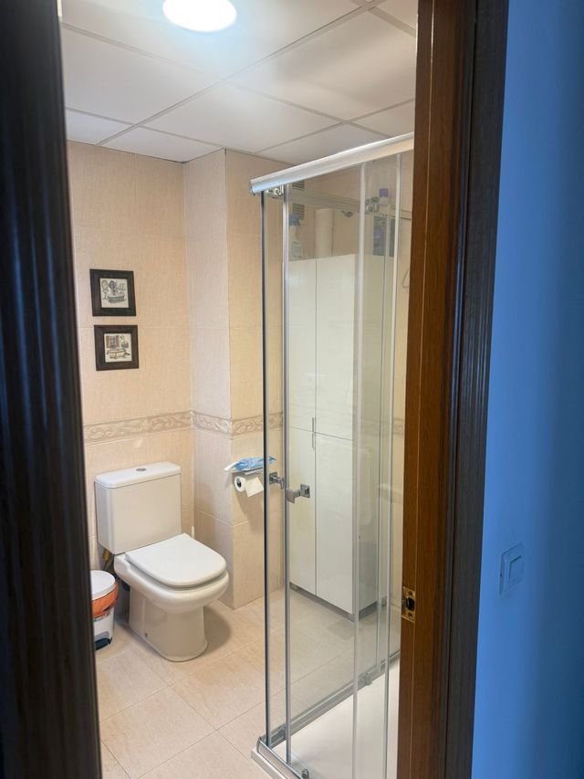 Habitación para chica sola