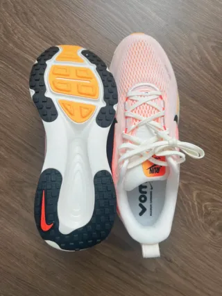 Zapatillas Nike Vomero 18 NEW