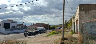 Terreno con naves en av/Gonzalo Torrente Ballester