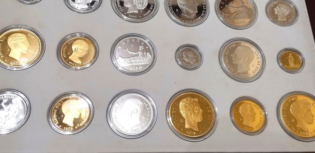 Historia de la Peseta, coleccion de  Plata.