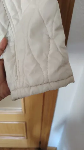 Abrigo acolchado El Corte Inglés Beige