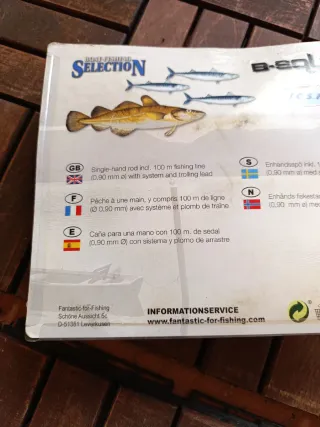 Kit de pesca con sedal y señuelos