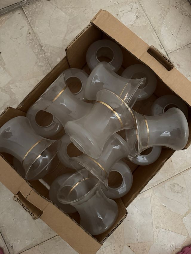 decorazione in cristallo dorato per lampada da parete