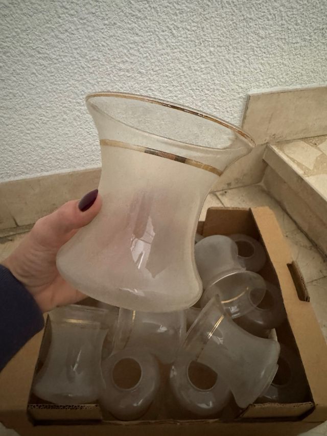 decorazione in cristallo dorato per lampada da parete