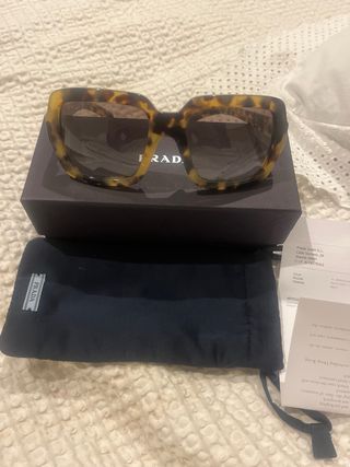 Occhiali da sole frames nero lenses ardesia tu