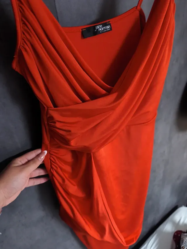 Vestido naranja drapeado talla única