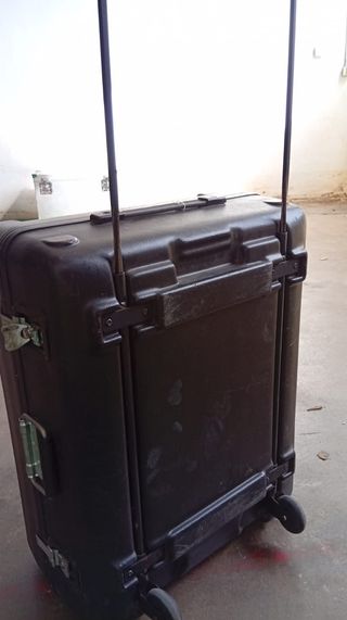 Maletas Rígidas con Ruedas y Asa