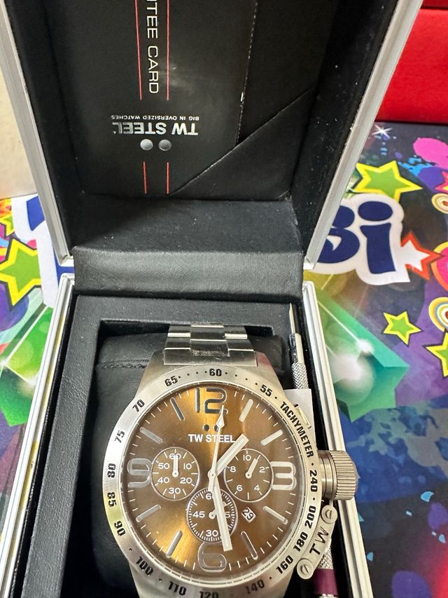 Reloj TW Steel Cronógrafo Marrón y Plateado