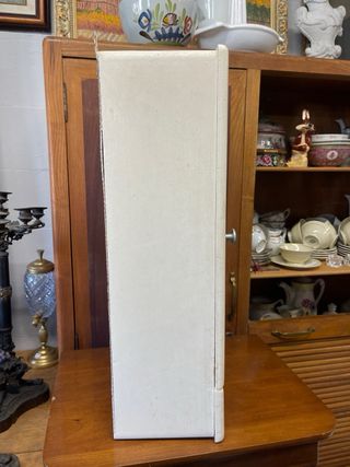 Armario vintage madera y cristal