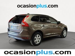 Volvo XC60 D3 Kinetic Auto 100 kW (136 CV)