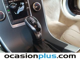 Volvo XC60 D3 Kinetic Auto 100 kW (136 CV)