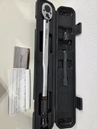 Llave dinamométrica TACKLIFE