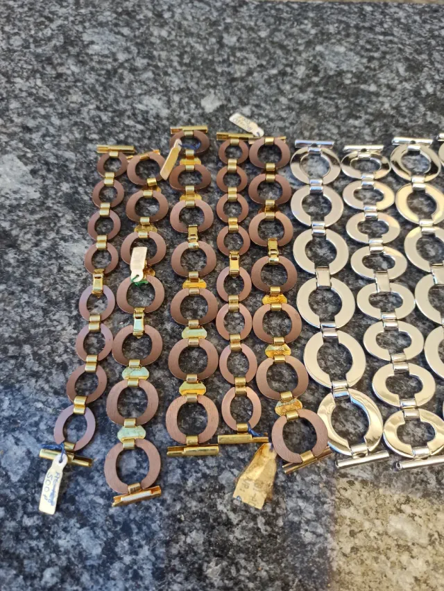 LOTE 13 CORREAS DE RELOJ NUEVAS.