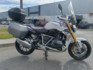 BMW R1250R