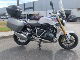 BMW R1250R