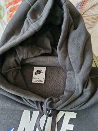 Conjunto Nike sudadera talla M y pantalon talla S 
