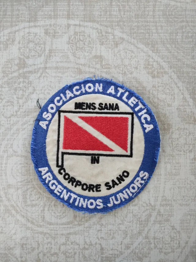 Parche Argentinos Juniors Mens Sana