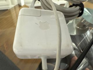 Apple MacBook Air 4,1 Plata