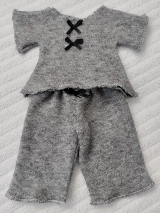 Ropita para muñecos o peluches