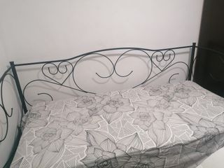 Diván Metálico con Colchón