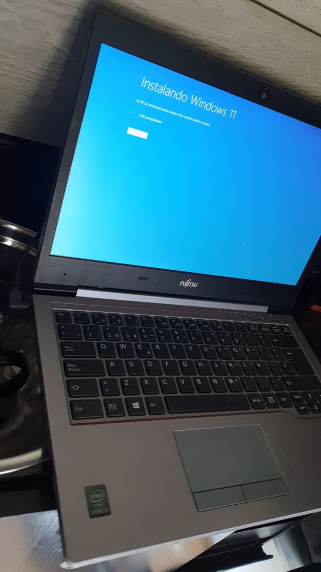 Ordenador Portátil Fujitsu Intel Core i5