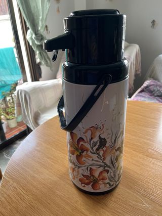 Termo 1.9L con flores