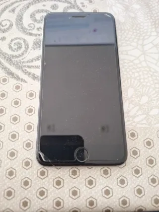 iPhone 6 Plus 16GB grigio PER PARTI O RIPARAZIONI.