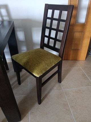 Mesa de comedor y 6 sillas