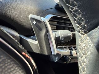 Peugeot 3008 Hybrid 225 e-EAT8 Allure