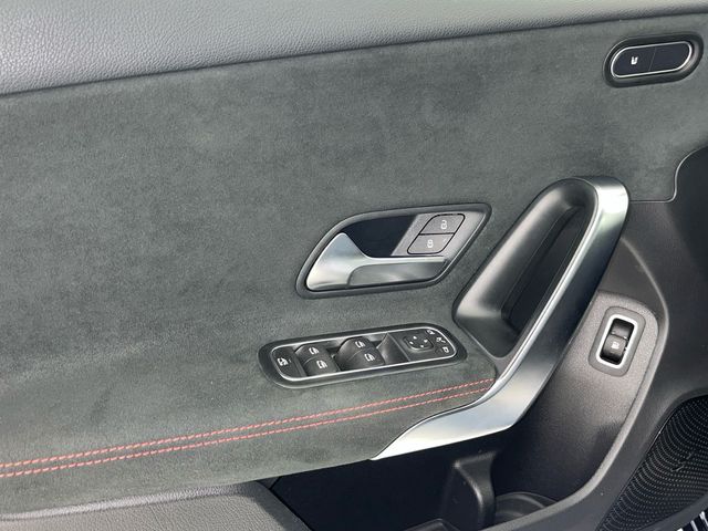 Mercedes-Benz Clase A 250 e 160 kW (218 CV)