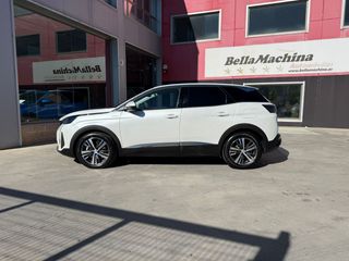 Peugeot 3008 Hybrid 225 e-EAT8 Allure