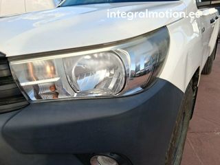 Toyota Hilux 2.4 D-4D Cabina Doble GX