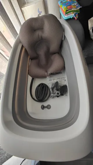 Bañera Bebé Twistshake con Soporte