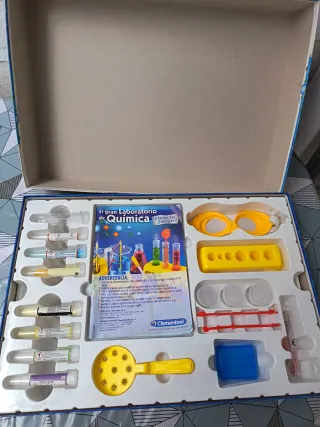 El gran Laboratorio de Química Clementoni