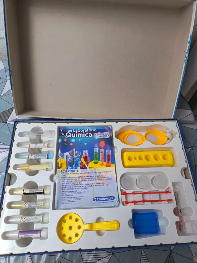 El gran Laboratorio de Química Clementoni
