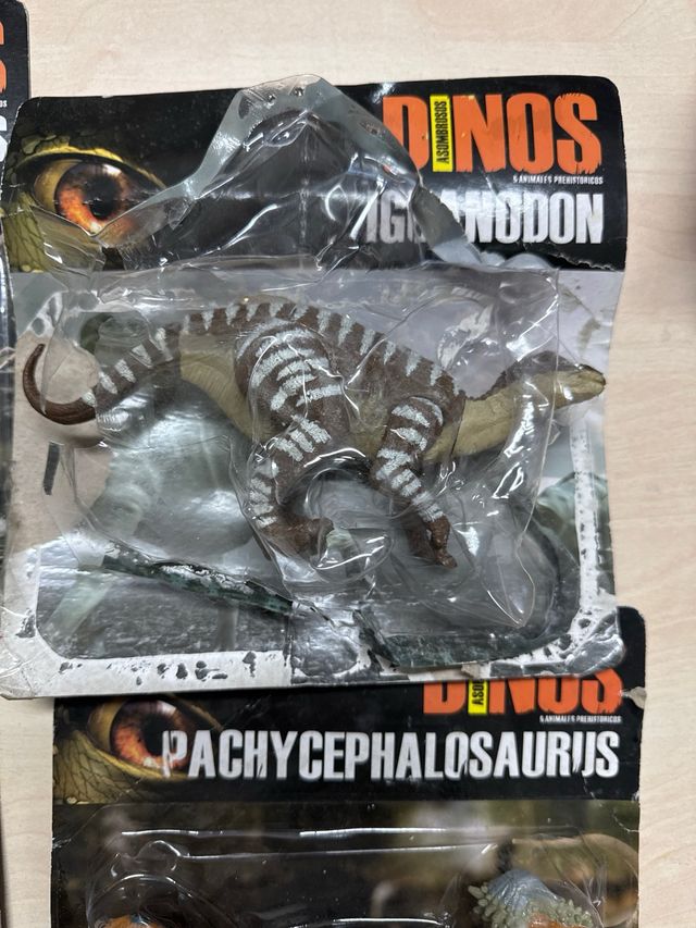 Lote 4 Dinosaurios Juguete