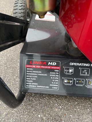 Hidrolimpiadora a gasolina averiada