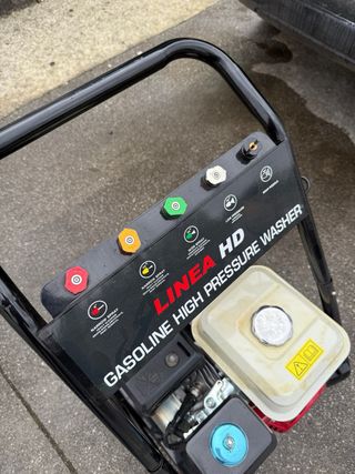 Hidrolimpiadora a gasolina averiada