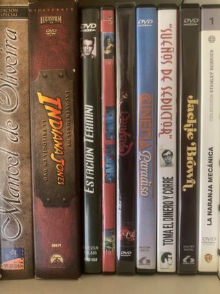 Colección DVDs Películas, Mueble y lector Samsung