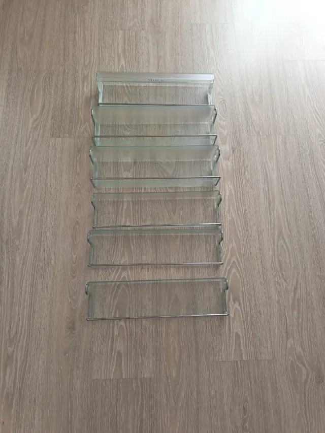 Cajones de puerta para frigorífico Miele.